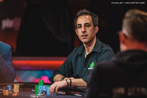 Alec Torelli .